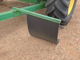 2015 John Deere TecFarm Chaff Cart Attach Harvesting - picture2' - Click to enlarge