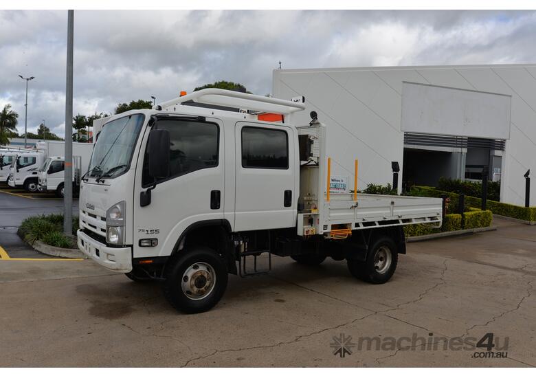 Buy Used 17 Isuzu Nps Service Trucks In Listed On Machines4u