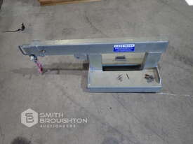 EAST WEST FJS2.5 FORKLIFT JIB ATTACHMENT - picture0' - Click to enlarge