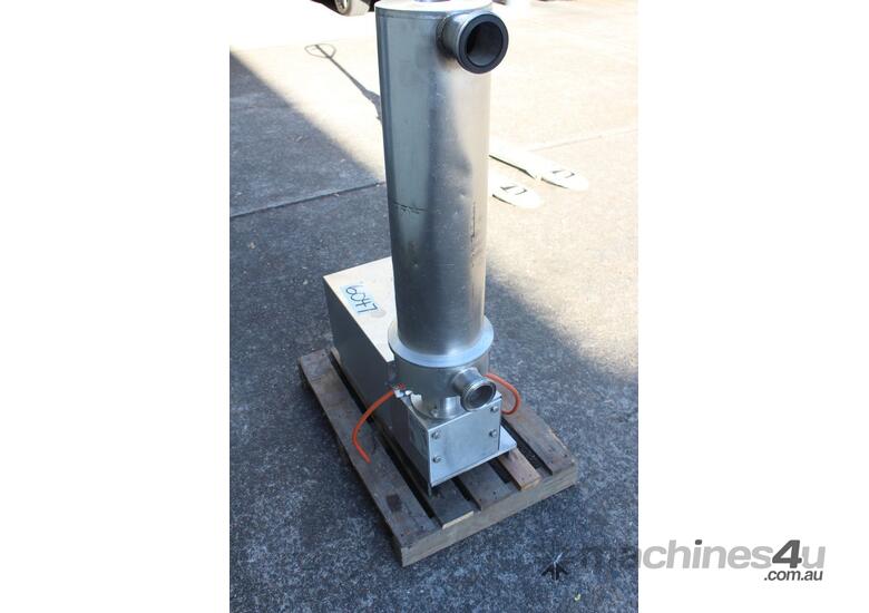 caption Stainless Steel Inline Dynamic Mixer.
