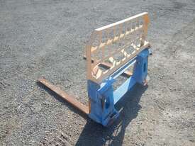 Forks to suit Skidsteer Loader - picture0' - Click to enlarge