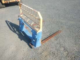 Forks to suit Skidsteer Loader - picture1' - Click to enlarge