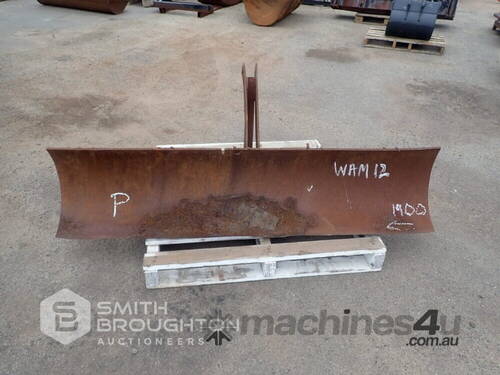 3 POINT LINKAGE GRADER BLADE