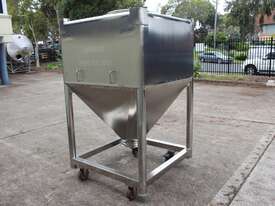 Stainless Steel Tote Bin. - picture2' - Click to enlarge