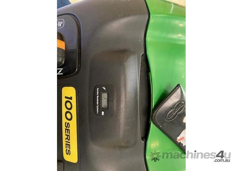 Used 2005 John Deere 145 Lawn Tractor in , Listed on Machines4u