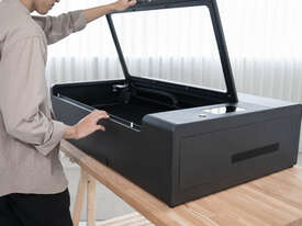 Flux Australia HEXA 60W CO2 Laser Cutter  - picture0' - Click to enlarge