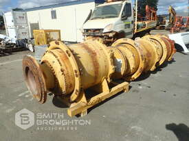 3 X CATERPILLAR FINAL DRIVES - picture0' - Click to enlarge