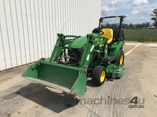 John Deere 1023E FWA/4WD Tractor