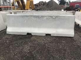 Concrete Barriers  - picture0' - Click to enlarge