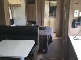 2015 JAYCO SILVERLINE OUTBACK 25ft CARAVAN - picture1' - Click to enlarge