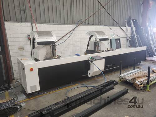 CNC DOUBLE HEAD ALUMINIUM SAW