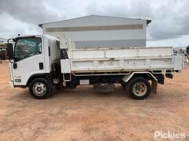 2017 Isuzu NPR 65 190 - picture1' - Click to enlarge