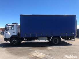 1995 Mercedes Benz LN2 Curtainsider Day Cab - picture1' - Click to enlarge