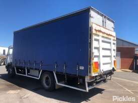 1995 Mercedes Benz LN2 Curtainsider Day Cab - picture2' - Click to enlarge