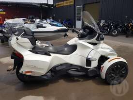 Can-Am Spyder Rt-s - picture0' - Click to enlarge