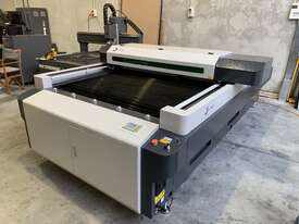 150-180 W C02 Laser Cutter - picture0' - Click to enlarge