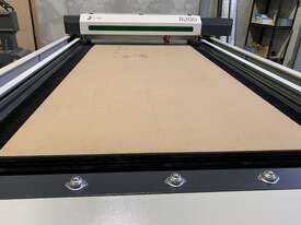 150-180 W C02 Laser Cutter - picture1' - Click to enlarge