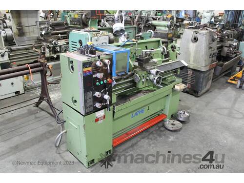 Model 1340 Centre Lathe