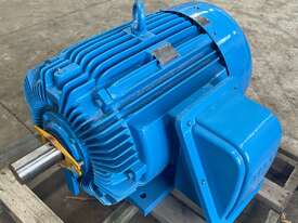 75 kw 100 hp 4-pole 1480 rpm 415v 250M IP66 AC Electric Motor TECO MAXe3 Type AEMBUCD40 - picture0' - Click to enlarge