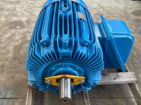 75 kw 100 hp 4-pole 1480 rpm 415v 250M IP66 AC Electric Motor TECO MAXe3 Type AEMBUCD40 - picture1' - Click to enlarge