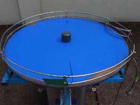 Accumulation Turntable - picture2' - Click to enlarge