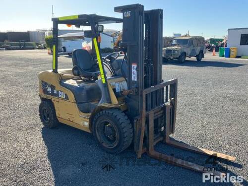 2019 Caterpillar DP30NT Forklift