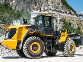 2023 MODEL RUNOUT - Liugong 856H - #1 Wheel loader Global Sales - Cummins 217hp QSL9.3 - picture0' - Click to enlarge