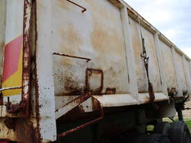 TRI AXLE SEMI TRAILER END TIPPER - picture0' - Click to enlarge