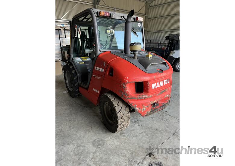 Used 2011 manitou Manitou buggy forklift 2 Seater Buggy in , Listed