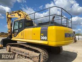 Komatsu PC300-7 Excavator  - picture1' - Click to enlarge