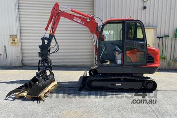 4.5 excavator with enclosed cab and air conditioning $54,990+GST or around $279 pw on finance