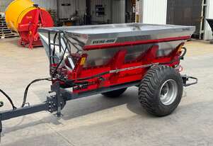 FARMTECH VIKING V 4000HDL BELT SPREADER (4000L) FARMTECH VIKING V 4000HDL BELT SPREADER (4000L)