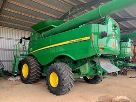 2012 John Deere S670 Combines - picture0' - Click to enlarge