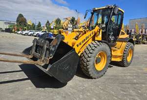 DEMO 2021 VENIERI 7.63C 8T ARTICULATED WHEEL LOADER WITH 76 HOURS, QUICK HITCH, BUCKET AND FORKS