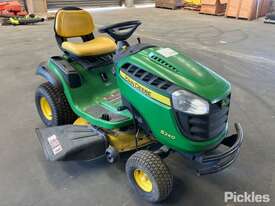 2016 John Deere S240 Ride On Mower - picture0' - Click to enlarge