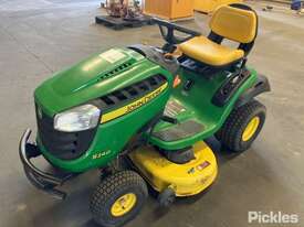 2016 John Deere S240 Ride On Mower - picture1' - Click to enlarge