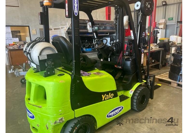 caption Yale LPG 1800 and 2500kg forklifts