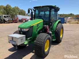 2019 John Deere 5090M Tractor 4 x 4 - picture1' - Click to enlarge