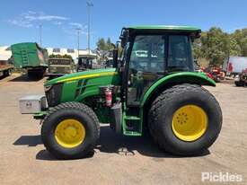 2019 John Deere 5090M Tractor 4 x 4 - picture2' - Click to enlarge