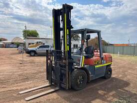 TCM FD50T FORKLIFT - picture1' - Click to enlarge