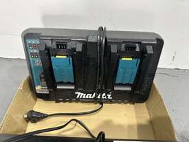 3 x Makita Battery Chargers 18V Twin Ports - picture2' - Click to enlarge