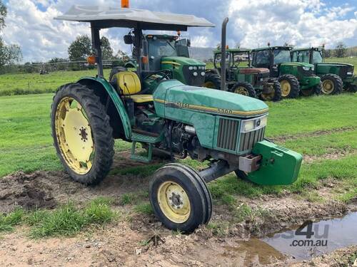 John Deere 5300 Agricultural Tractor