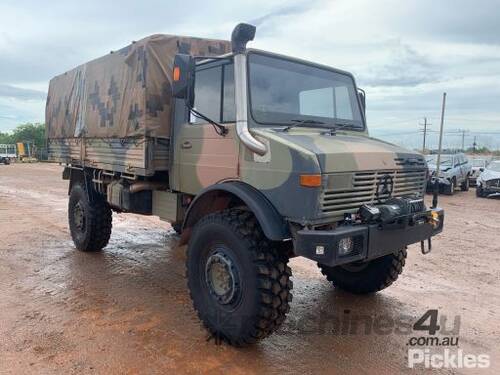 Buy Used 1983 mercedes benz 1983 Mercedes Benz Unimog U1700L Dropside ...