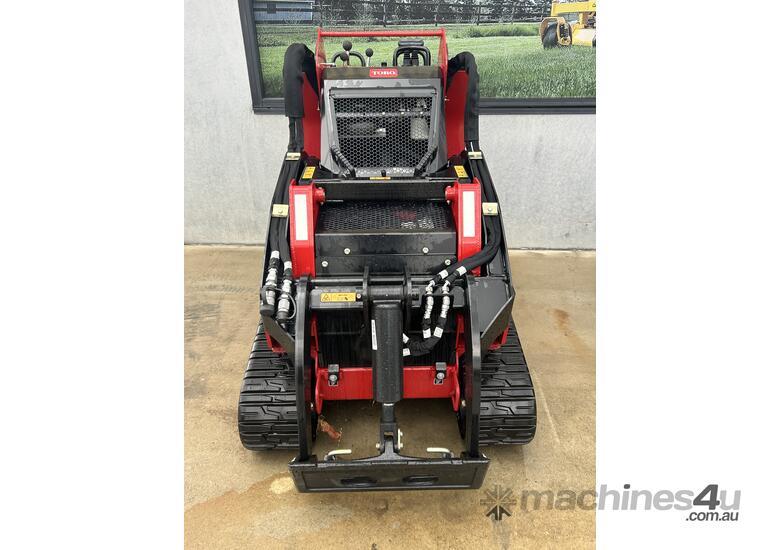 caption Valley Outdoors Group Toro TX 1000 Wide Compact Utility Loader