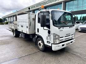 2013 Isuzu 450 NQR 4x2 Tipper (Council Asset) - picture2' - Click to enlarge