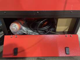 BOC Smootharc Advance 250C welder - picture0' - Click to enlarge