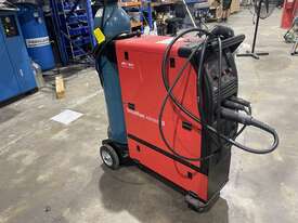 BOC Smootharc Advance 250C welder - picture2' - Click to enlarge