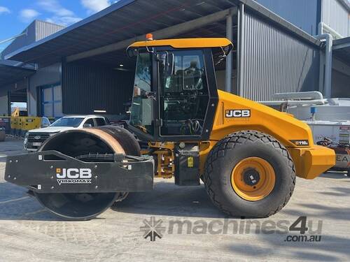 2023 JCB VM116D SMOOTH DRUM ROLLER U4697