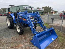 Iseki TG 5570 Tractor - picture0' - Click to enlarge