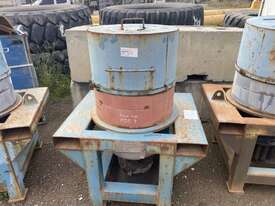 1X Swing Gear Box with Stand with Stand - picture1' - Click to enlarge